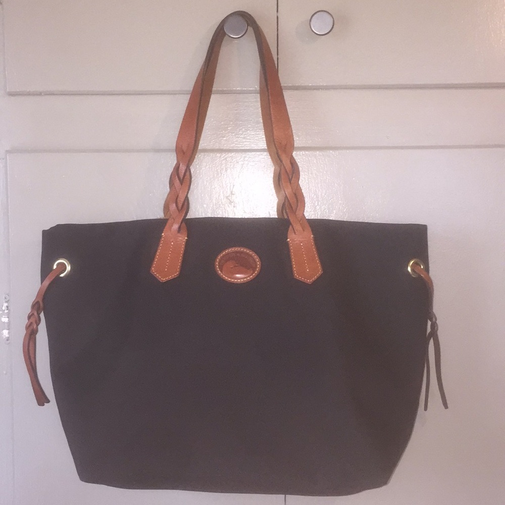 Dooney and Bourke Bag